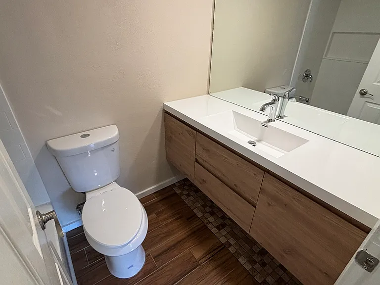 3601 W Tierra Buena Ln #Phoenix 85053 — Photo 16