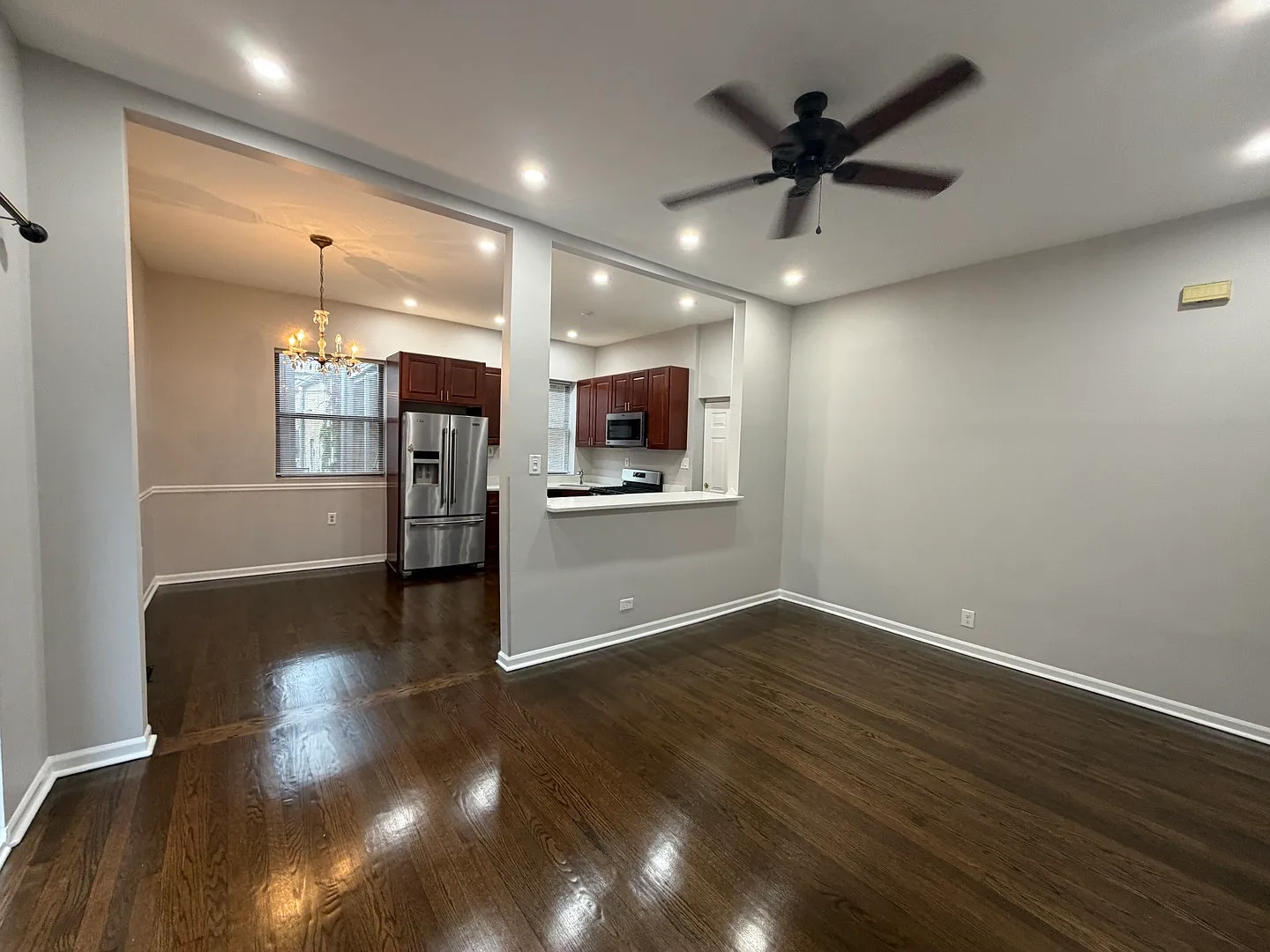 2 bed, 1.5 bath, 1500 sqft, $3,000 — Photo 3