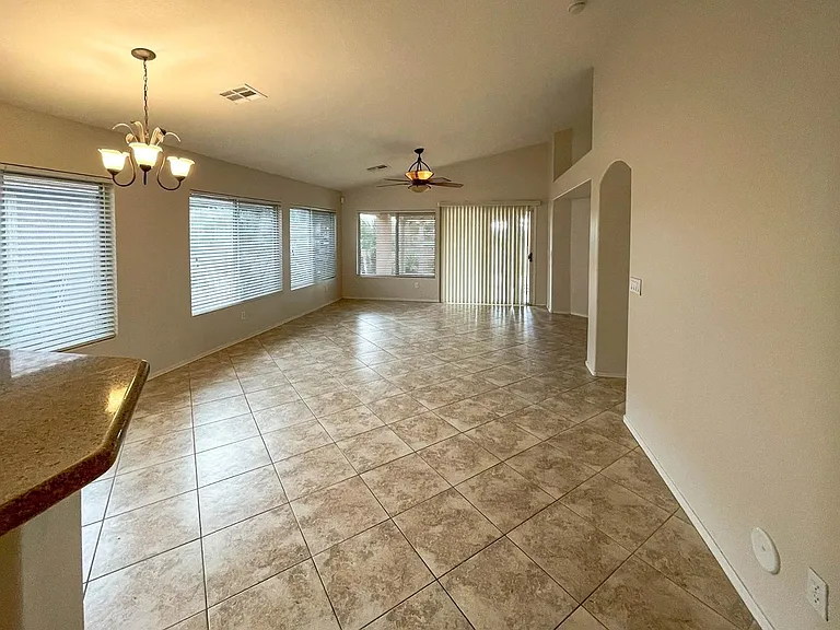 23143 W Lasso Ln — Photo 12