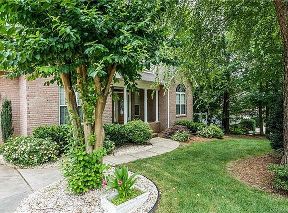 4th image of 267 Harbor Landing Dr #74