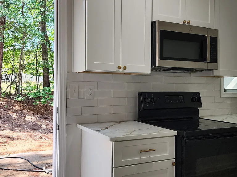 25 Pebble Point — Photo 7