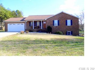 7869 Mountain Shore Dr, Sherrills Ford, NC 28673
