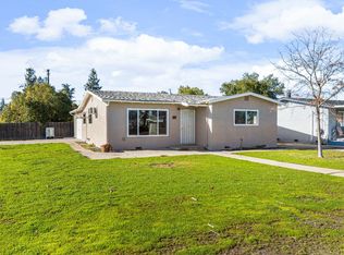 551 D St, Waterford, CA 95386