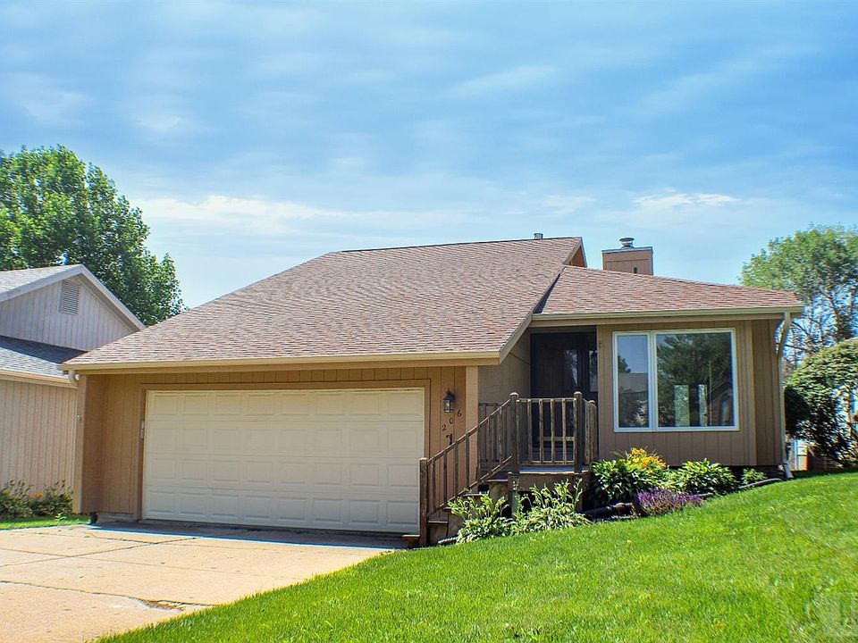 1st image of 206 Caldwell Pl
