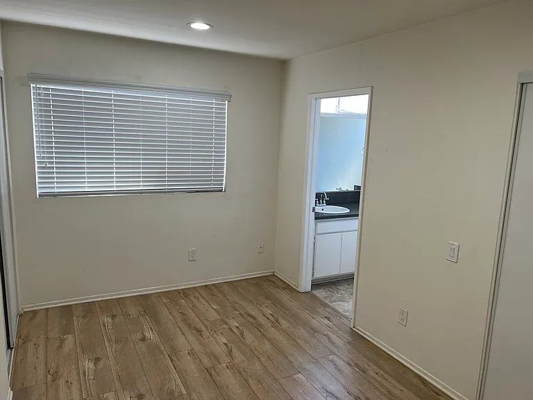 1000 S Corning St #102 — Photo 5