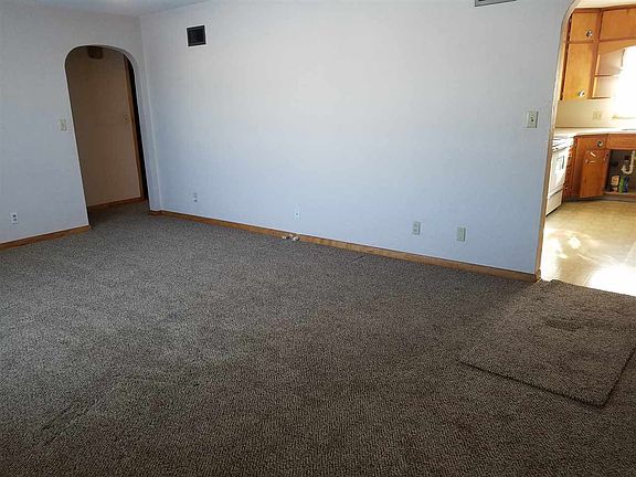 3rd image of 1524 W A St