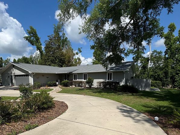 10265 River Wood Dr