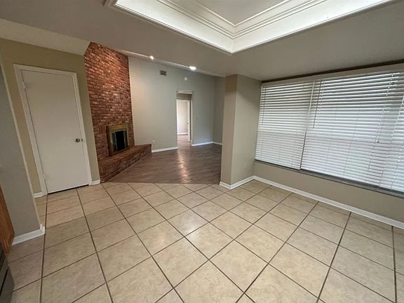 4th image of 4349 Watermill Ave