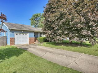 1619 E Fairlawn Dr, Urbana, IL