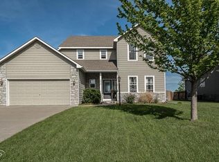 1715 S Osage Dr, Ottawa, KS 66067