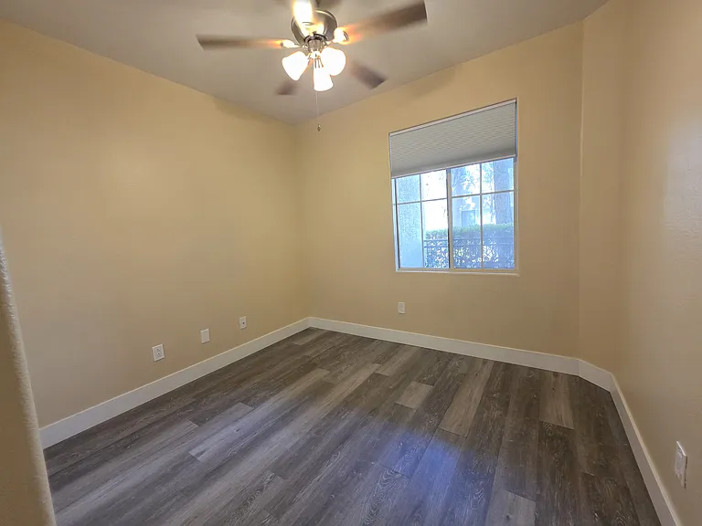 9050 W Warm Springs Rd #1077 — Photo 20