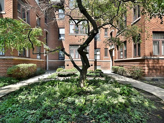 3rd image of 1142 Washington Blvd APT 2