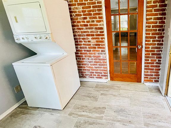 5th image of 3014 Grayland Ave