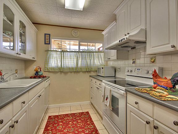 4th image of 43367 Gallegos Ave