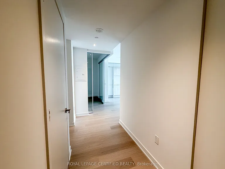 448 Burnhamthorpe Rd W #6407 — Photo 2