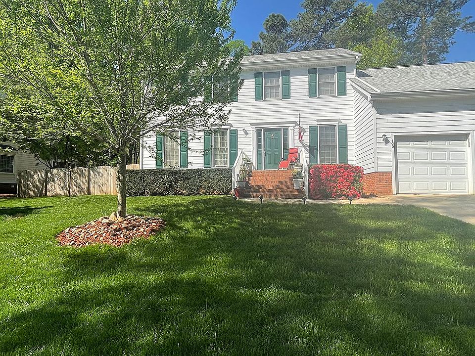 2nd image of 100 Airlie Ct