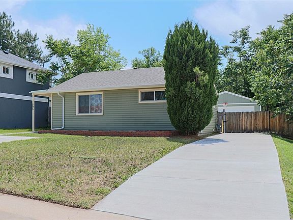 4th image of 1595 S Shoshone St