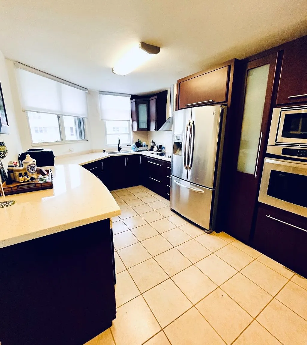 3 bed, 4.0 bath, 1650 sqft, $2,000 — Photo 1