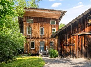 62 Mount Pleasant Rd, Ithaca, NY 14850