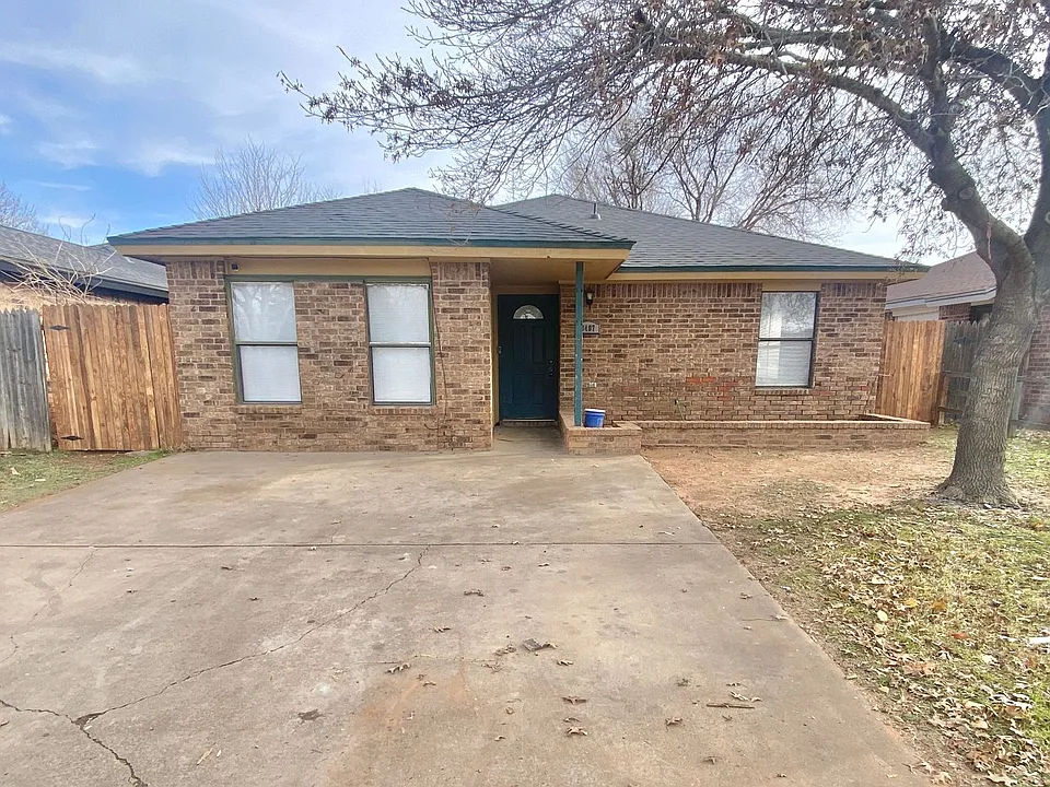 8407 Vernon Ave