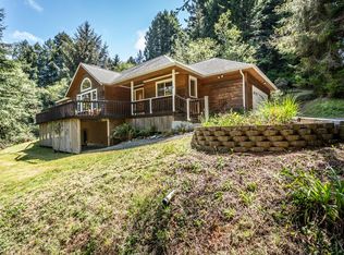 4093 Hartman Ln, Eureka, CA 95503
