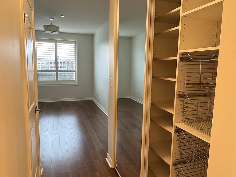 383 Main St E #422 — Photo 19