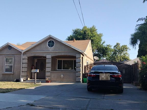 2nd image of 1013 W Oak St