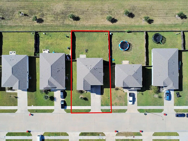 4830 Highland Springs Dr — Photo 6
