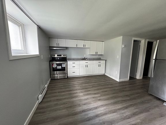 4th image of 12 Garden St #1424022