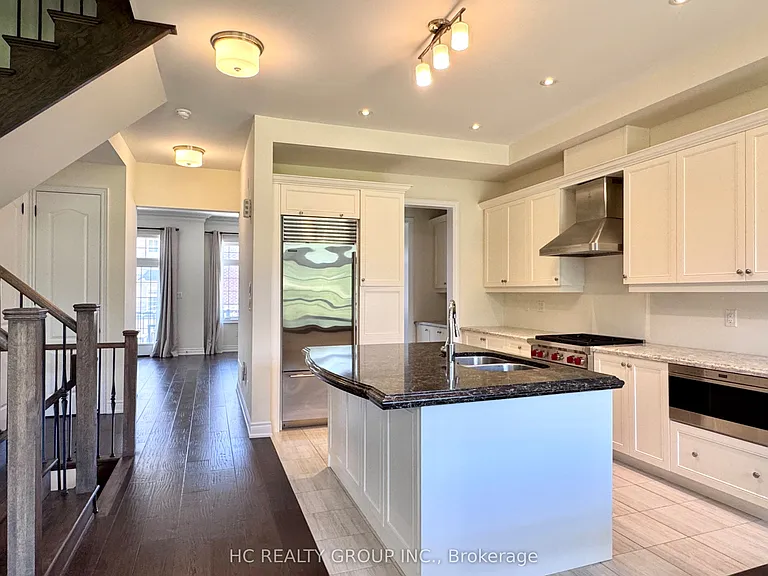 9 Beaufort Way — Photo 2