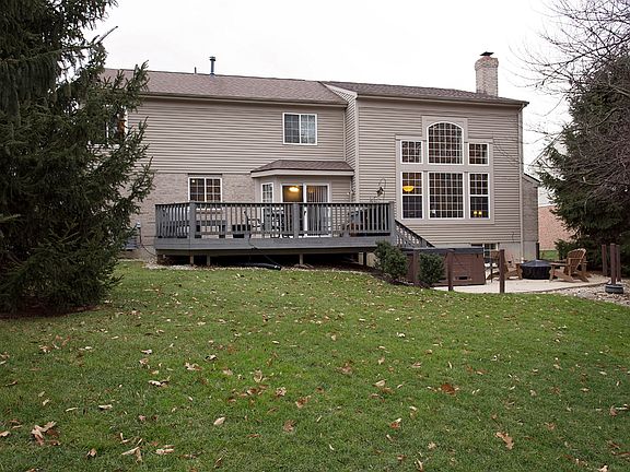 3rd image of 217 Silver Fox Ct