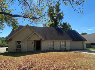 3634 E 70th Pl, Tulsa, OK 74136