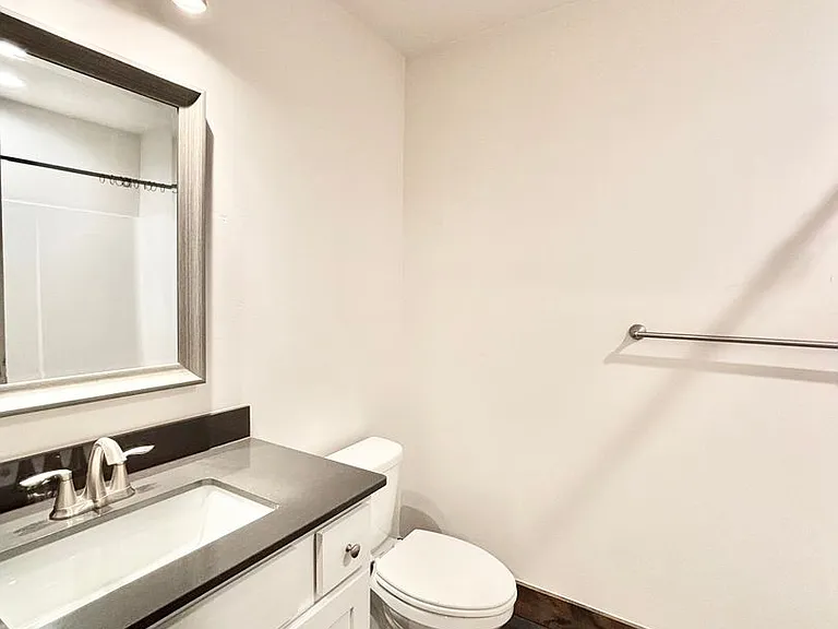 1020 Baxter Creek Way #B — Photo 12
