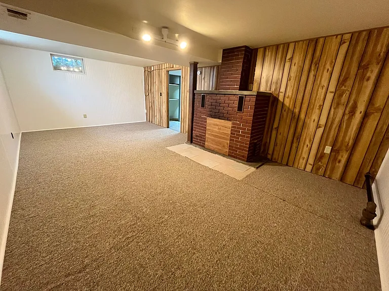 5009 E Linden Ln — Photo 23