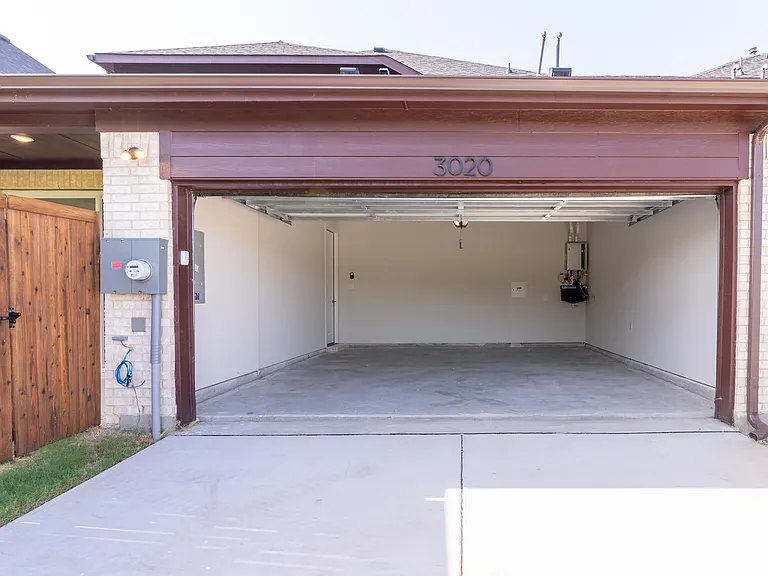 3020 Corvara Dr — Photo 34