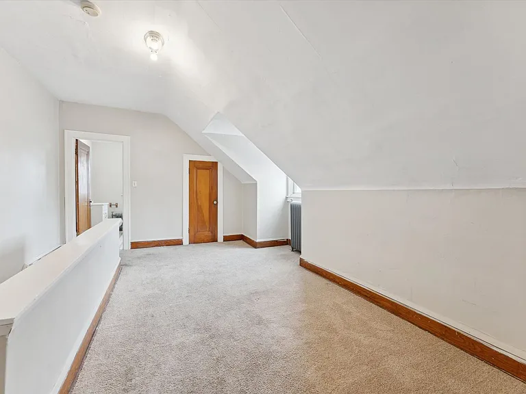 13108 Cedar Rd Cleveland Heights Oh 44118 — Photo 34