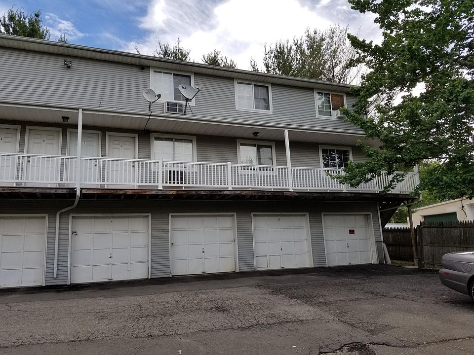 2nd image of 123 Mark Ln