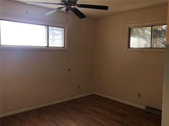 3rd image of 1221 Quinella Dr