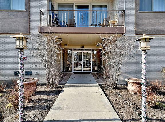 3rd image of 251 Marengo Ave #7HS