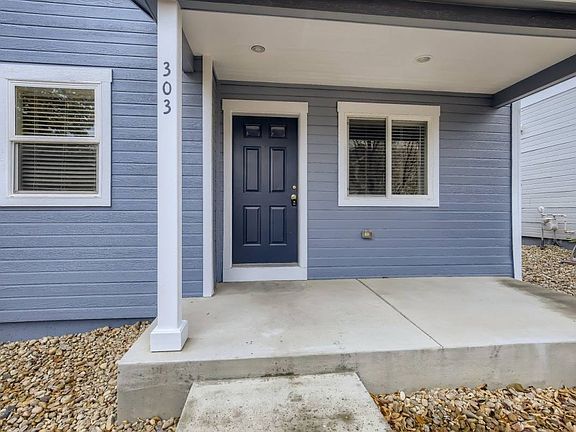 3rd image of 303 Sweet Valley Ct