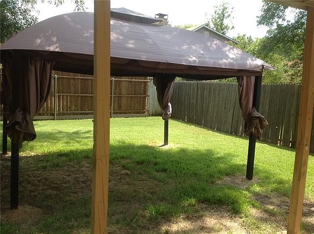 2nd image of 3604 Ravenhill Ln