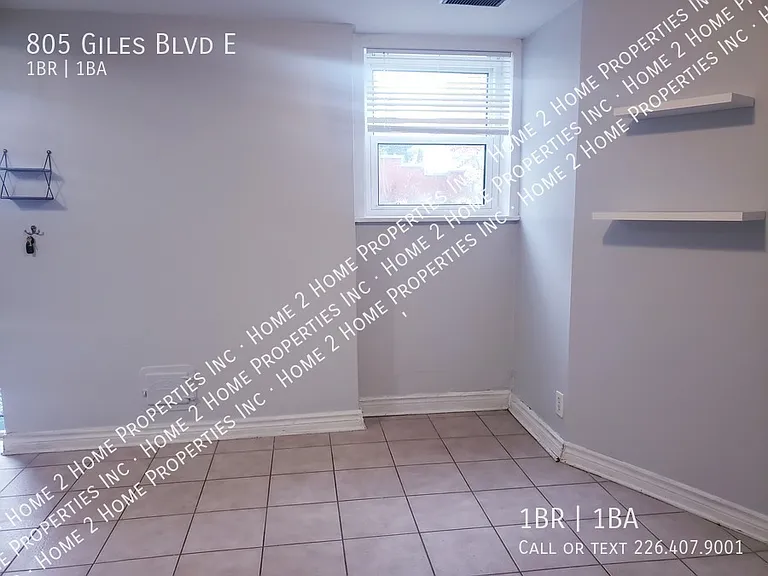 805 Giles Blvd E — Photo 4