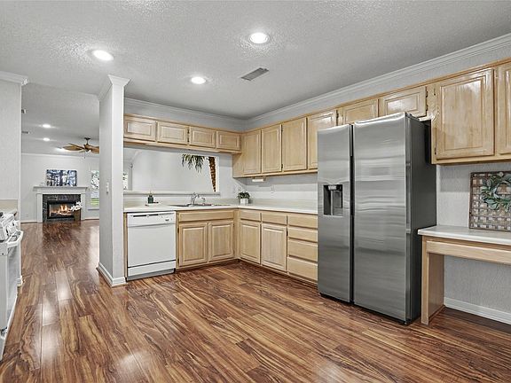2nd image of 8420 E 82nd St