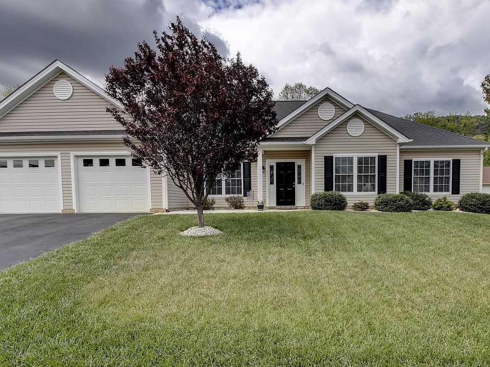 1st image of 6109 Crumpacker Dr