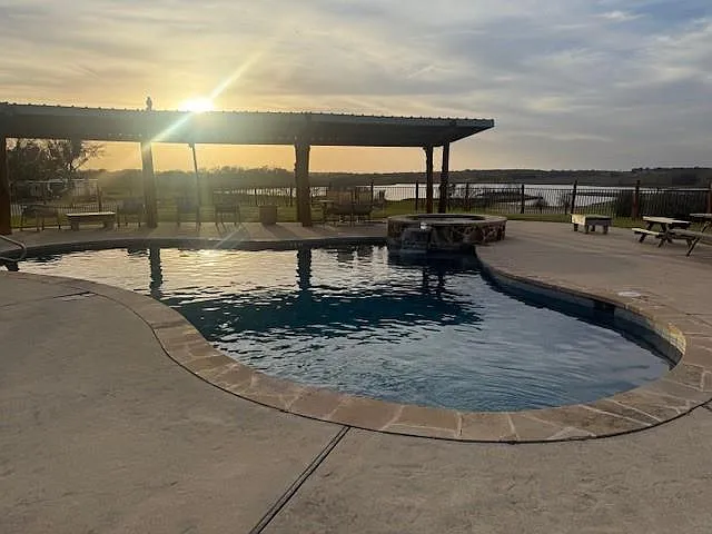 7355 FM 713 — Photo 13