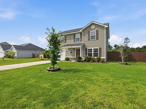 4th image of 1834 Wiregrass Way