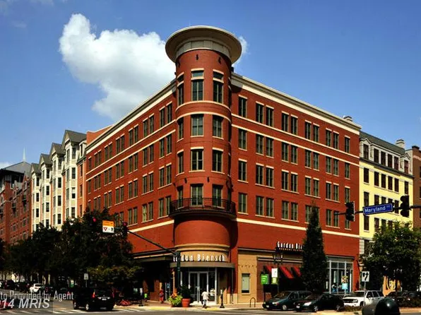 38 Maryland Ave #Penthouse 608, Rockville, MD 20850