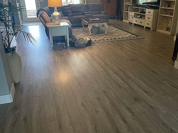 4th image of 2430 Cove Rd