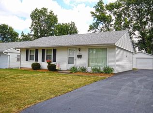 1970 N Dennis Ave, Decatur, IL 62526