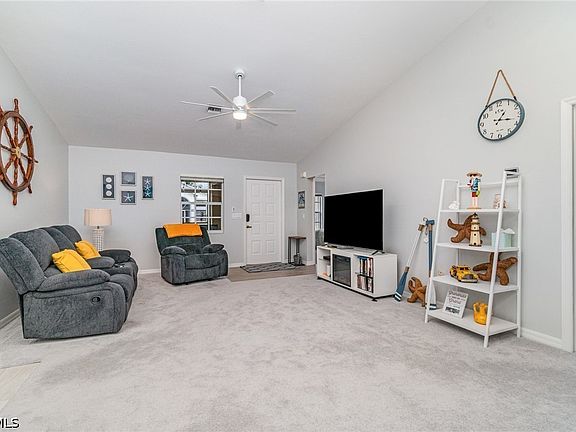 3rd image of 3398 Sabal Springs Blvd
